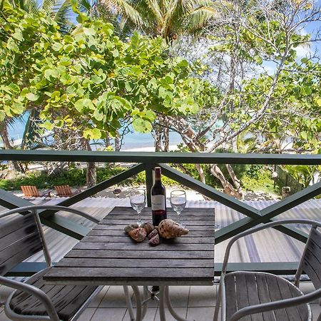Avana Waterfront Apartments Rarotonga Exterior foto