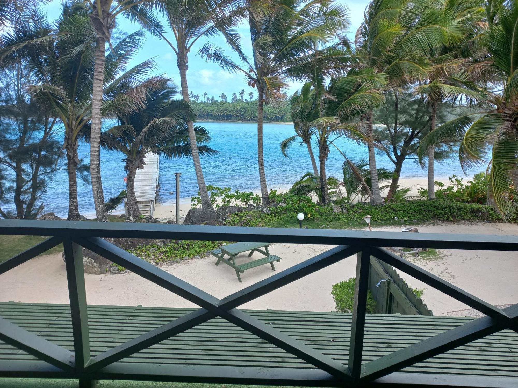 Avana Waterfront Apartments Rarotonga Exterior foto