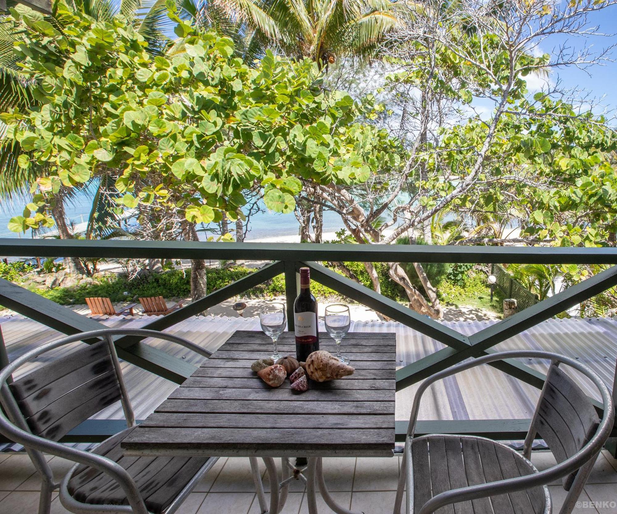 Avana Waterfront Apartments Rarotonga Exterior foto